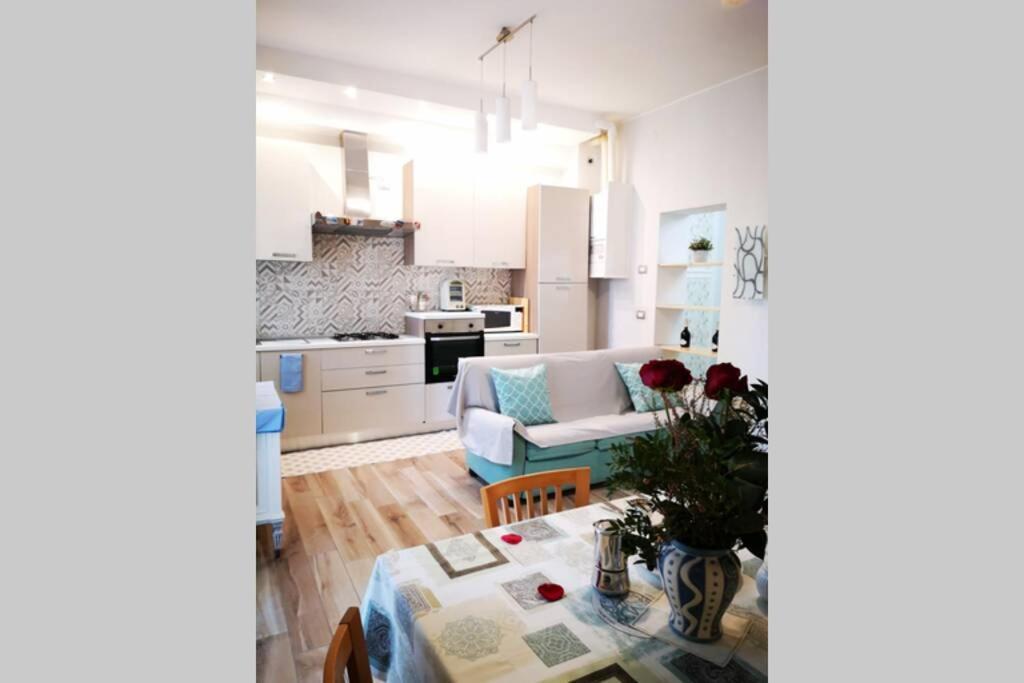 פארמה Delizioso Appartamento Cosy Ristrutturato מראה חיצוני תמונה
